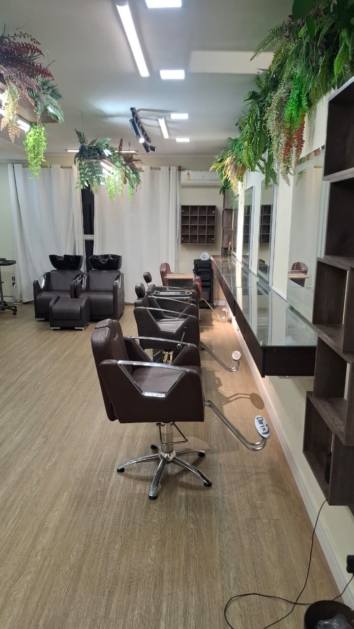 Espaço de corte e escova